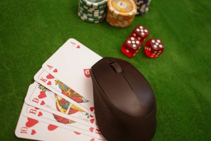 Glücksspiel im World Wide Web – Geschichte der Online Casinos